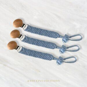 NWT Macramé Baby Pacifier Clip Wooden Round Bohemian Clip-on to Baby Clothes